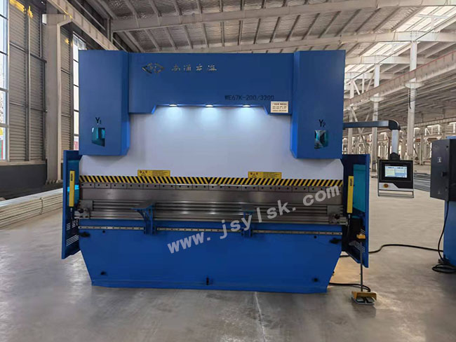 WE67K系列數(shù)控折彎機(jī)