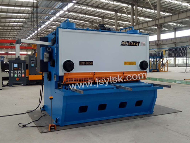 QC11Y-30*2500剪板機(jī)