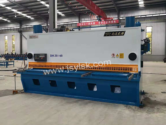 QC11Y-20*4000液壓剪板機(jī)