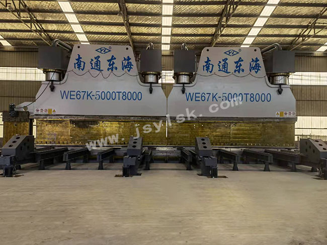 WE67K-1200/12000大型數(shù)控折彎機