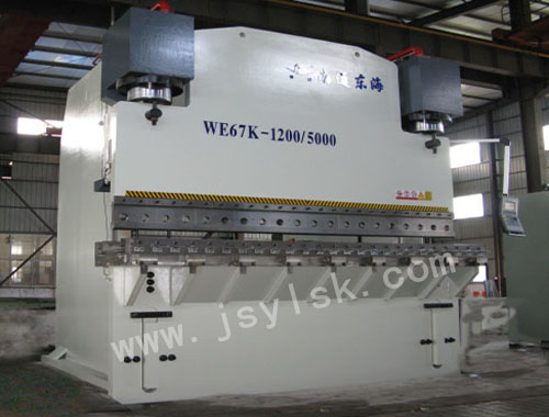 WE67K-1200/5000數(shù)控折彎機(jī)