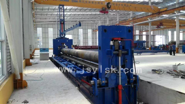 掛車(chē)專(zhuān)用卷板機(jī)