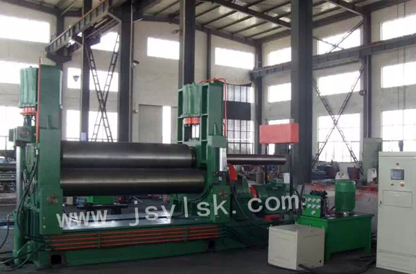 液壓三輥對(duì)稱(chēng)式卷板機(jī)