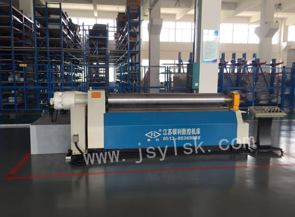 四輥卷板機(jī)