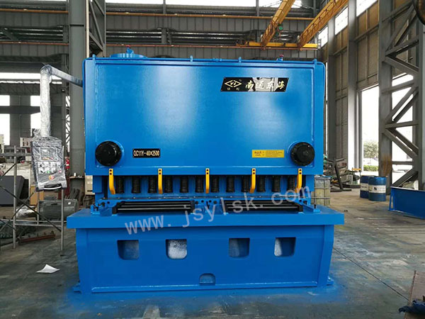 QC11Y-40*2500剪板機(jī)
