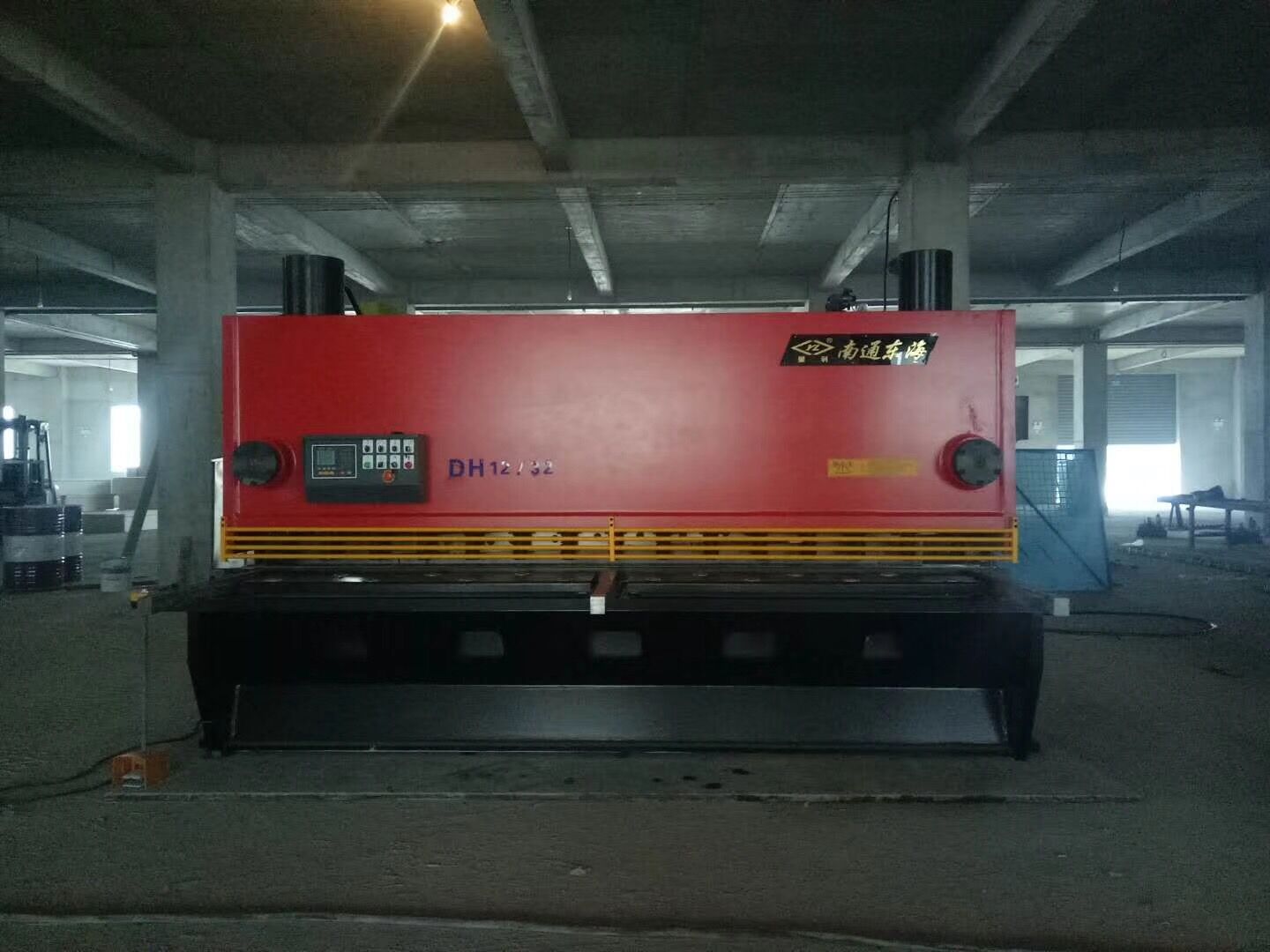 東海剪板機(jī)