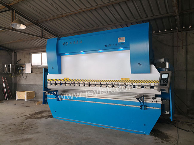 WE67K-125/4000數(shù)控折彎?rùn)C(jī)